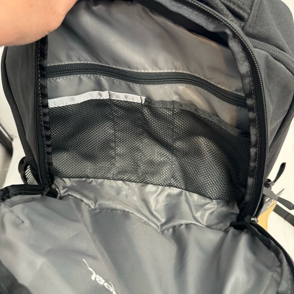 New THE NORTH FACE Crestone BACKPACK NFOA52S8JK3 BLACK - Picture 10 of 15